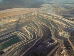 Experto de la ONU pide el cese de la minería en controvertido sitio de Colombia